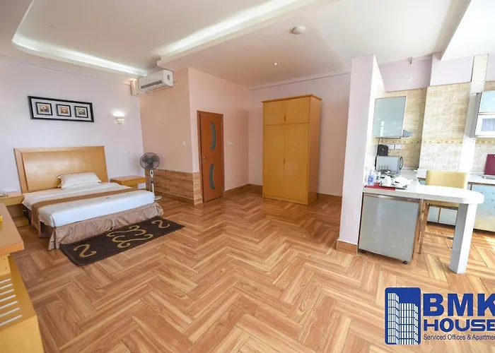 Bmk House Apartments