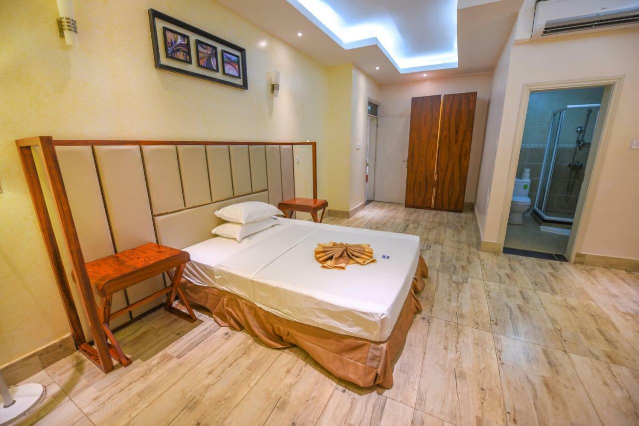 Bmk House